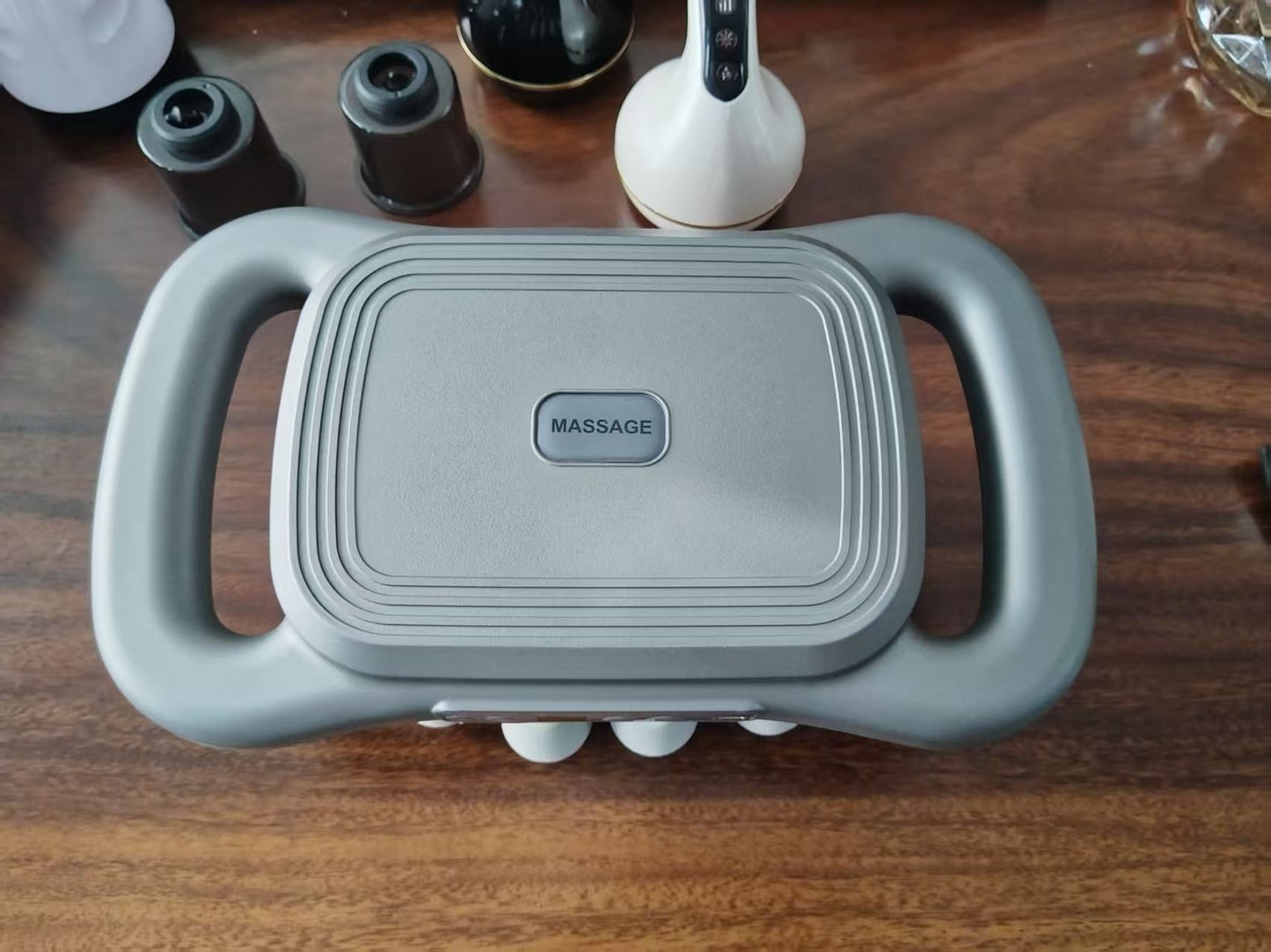Hand held Deep Tissue Muscle Massager with 16 Heads
